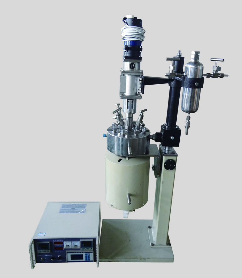 CJK快開反應(yīng)釜（鋯材，帶加料罐）